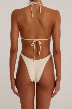 Rosette Triangle Top