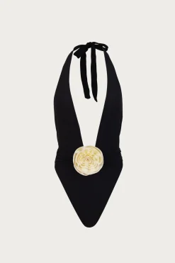 Rosette V One Piece
